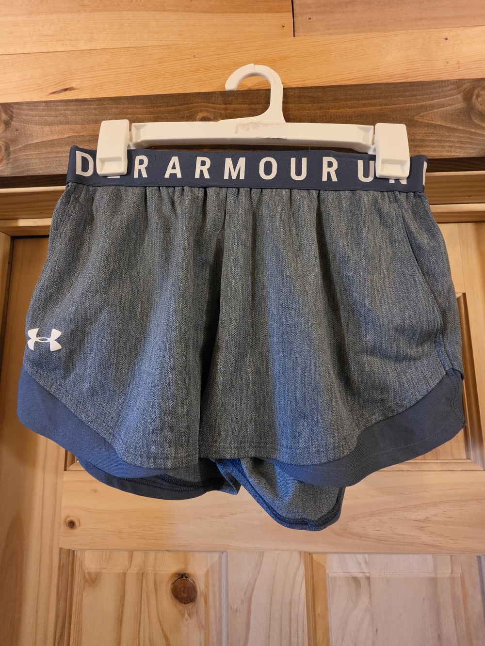 Under Armour Women's Navy Heather Athletic Shorts